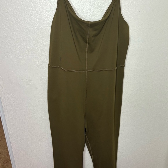 Aritzia Wilfred Free Divinity Kick Flare Jumpsuit in Bough Green Size XL New - Picture 7 of 9